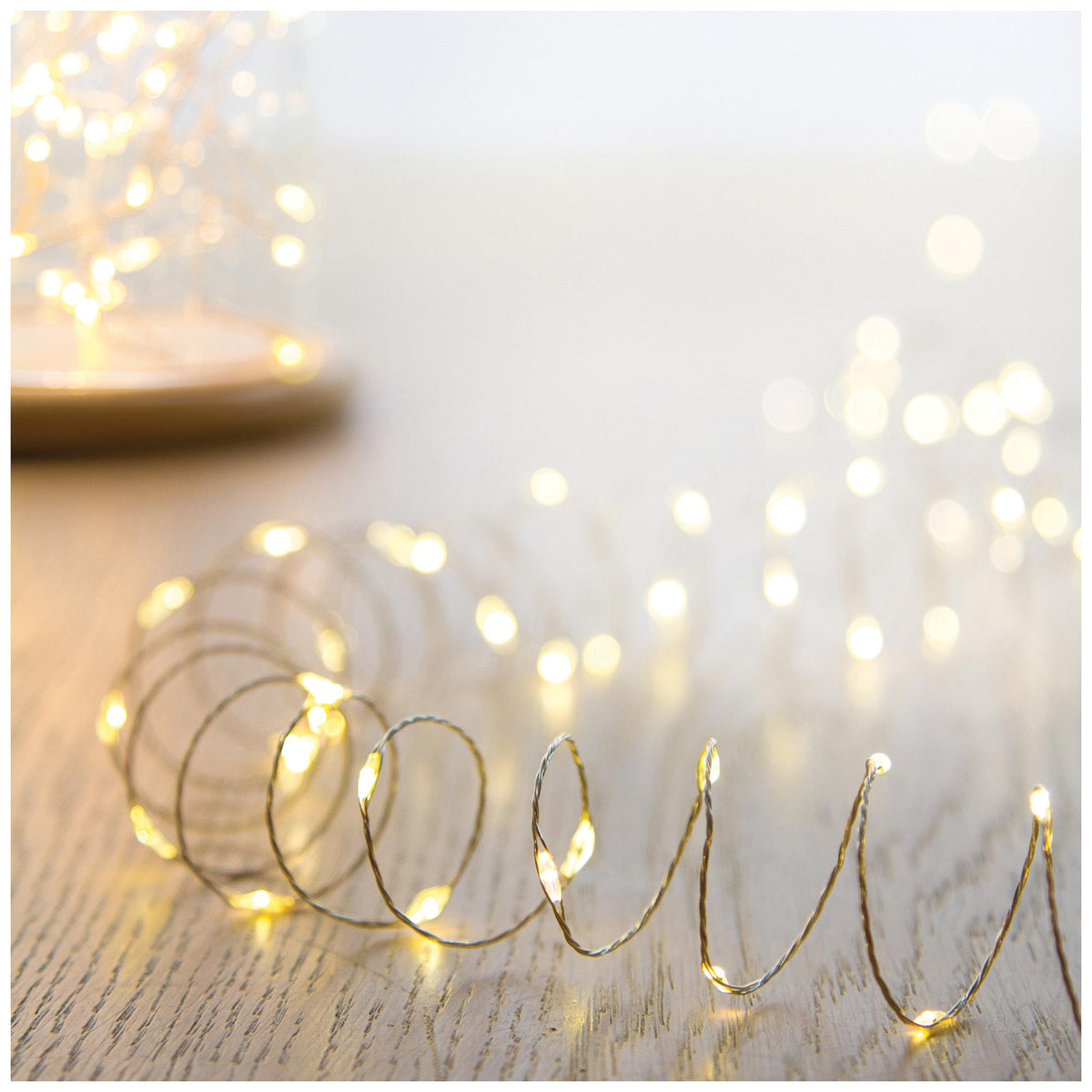 PREMIER - LS230113WW - 100 LED Solar Microbrights Pinwire String Lights, Warm White, IP44, 5m